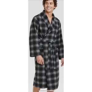 Men's Size L / XL Black White Plaid Robe